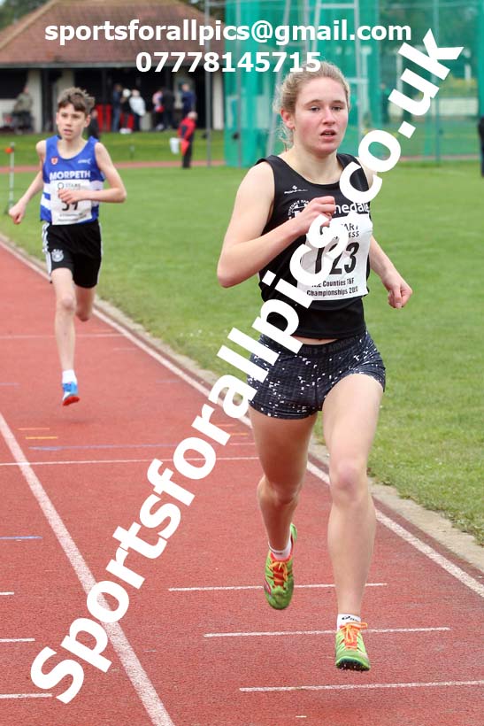800 metres, NECAA Open Meeting, Morpeth, Sunday, October 18th. David T. Hewitson/Sports for All Pics